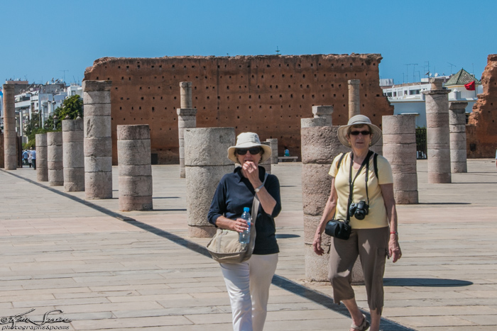 Morocco 9-11-14, Rabat: Rabat: A and J at the unfinished Hassan Tower