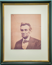 Portrait Gallery:  Abraham Lincoln photo, very rare