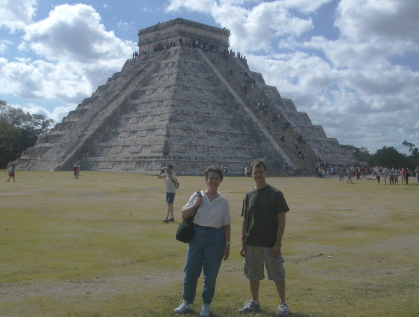 22chichenitza19.jpg  (44.3 Kb)