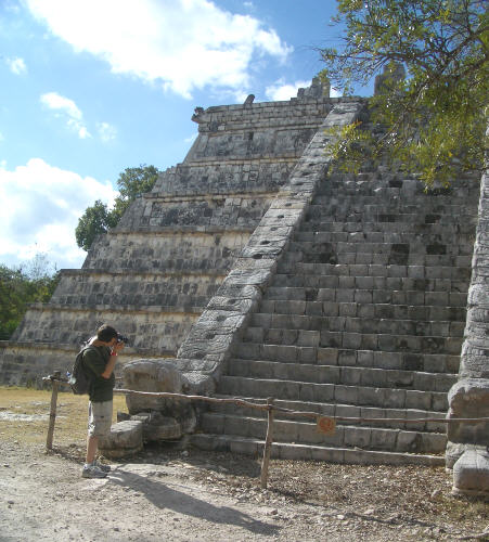 22chichenitza29.jpg  (58.6 Kb)