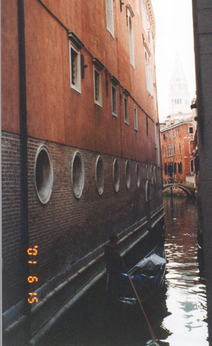 venice2.jpg  (51.5 Kb)