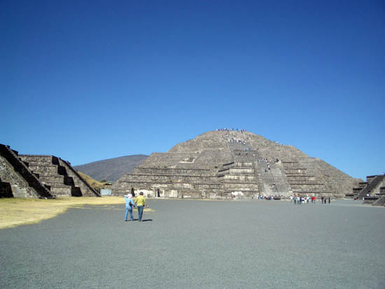 1177teotihuacan.jpg  (55.1 Kb)